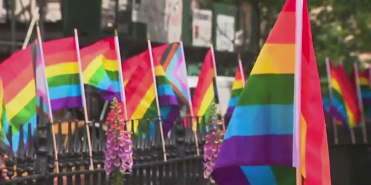 Human Rights Campaign declares national state of emergency for LGBTQ people