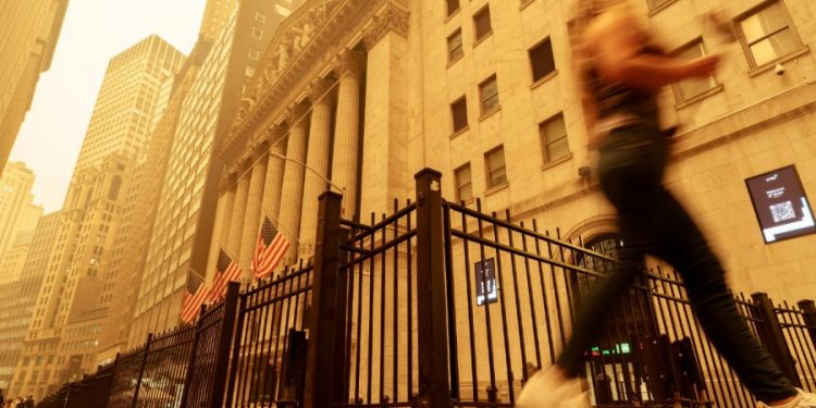 Smoky blanket may cover parts of US into weekend