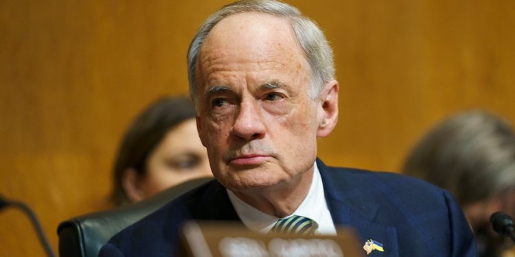 Carper, Grassley introduce bipartisan bill to strengthen PBM oversight