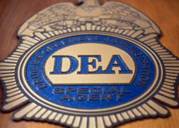 Top DEA official resigns after report on consulting work