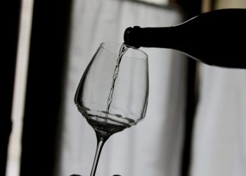 Young adults less likely, older adults more likely to drink alcohol: Gallup