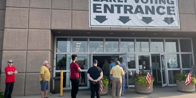 Ohio Democrats celebrate rejection of Issue 1 seen as threat to abortion rights effort