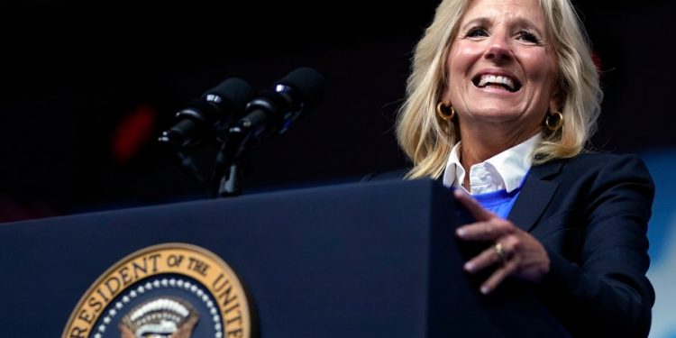 First lady tests negative for COVID-19 days after testing positive