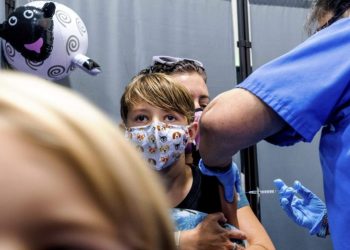 Public less concerned about new COVID variants: survey