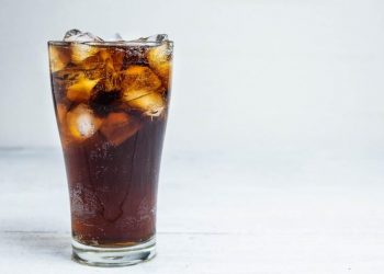 Study finds link between drinking some diet soda during pregnancy and autism in boys