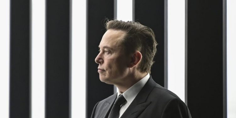 Elon Musk’s brain implant startup Neuralink to begin human trials