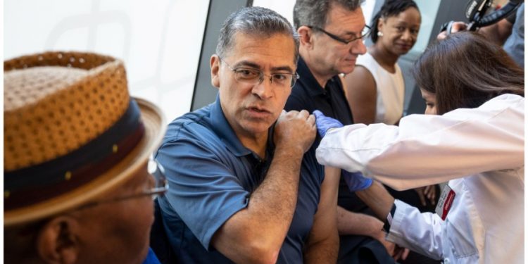 New COVID vaccine campaign off to a bumpy start