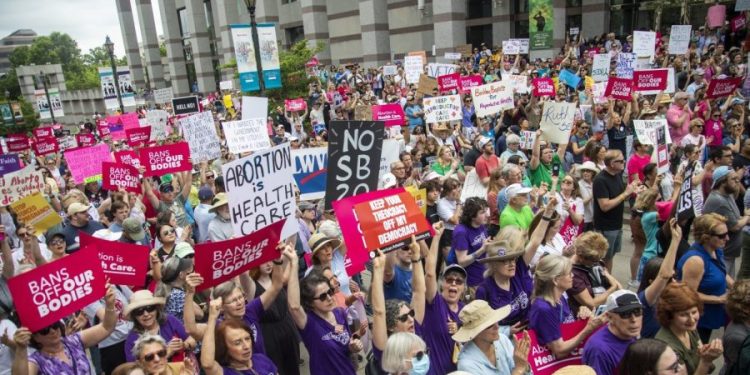 Abortions in North Carolina dropped more than 30 percent in July, after ban took effect