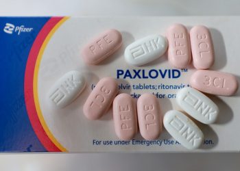 HHS pledges to keep Paxlovid available as it transitions to commercial market