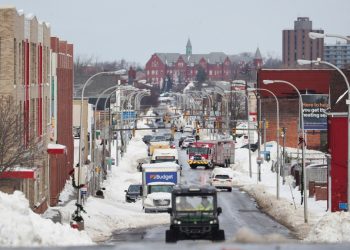 Around 100 million Americans on East Coast facing freezing temperatures