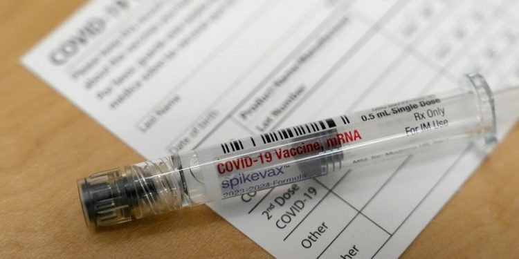 One-third in new survey worried about catching flu, COVID, RSV in next three months