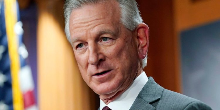 Defense bill drops amendment blocking Pentagon abortion policy