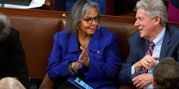 Democratic lawmaker says focus on food deserts key to fighting diseases affecting African Americans