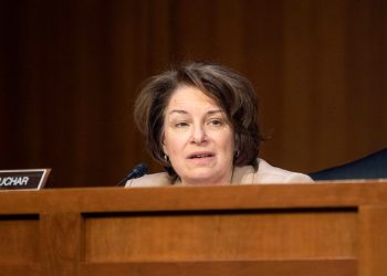 Klobuchar, Fischer ask DOJ to ‘prioritize’ suspicious letter cases