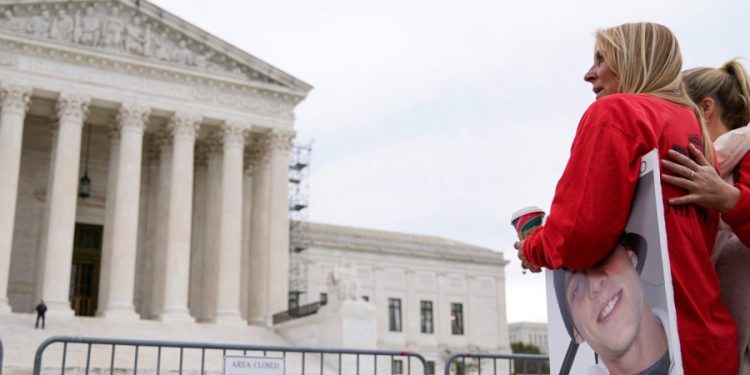 Supreme Court appears divided over Purdue Pharma bankruptcy deal