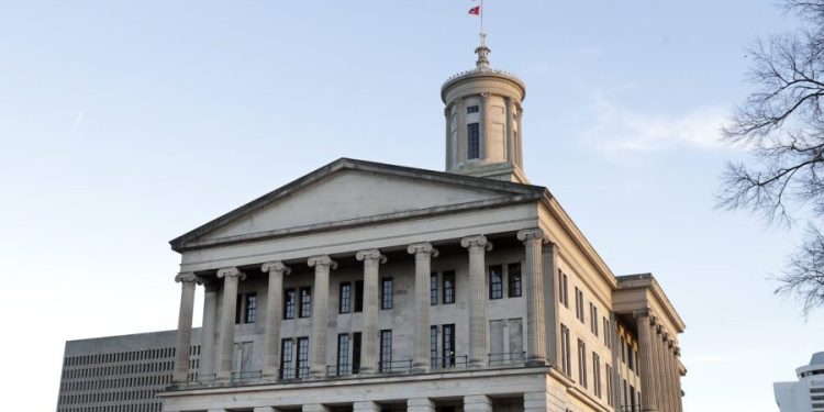 Tennessee bill targets adults who take minors out of state for abortion