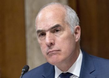 Top Senate Democrat reviewing safety in assisted living facilities