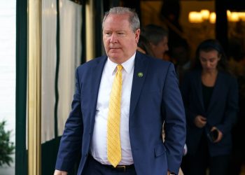 Inflation threatens health care access as Medicare gap widens: GOP rep