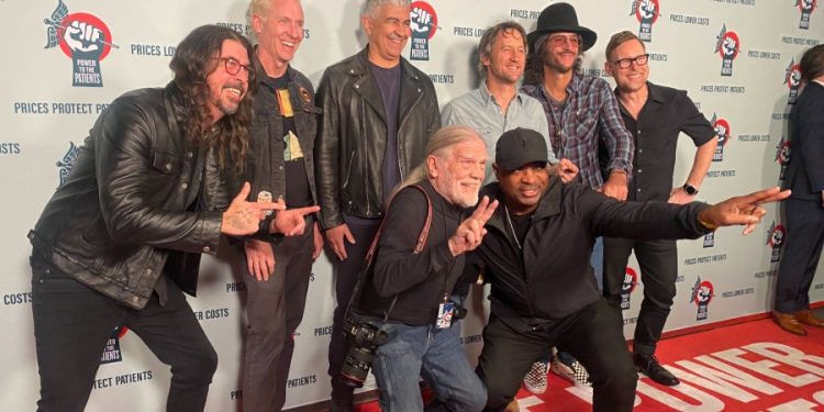 Foo Fighters detour to DC to support health care price transparency