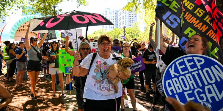 Florida, Arizona set for separate paths on abortion fight