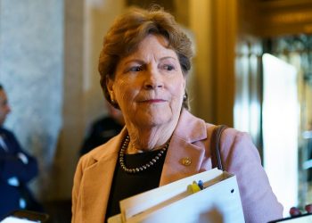 Democratic senators demand answers on Novo Nordisk’s discontinued insulin