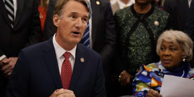 Youngkin vetoes Virginia contraception accessibility act