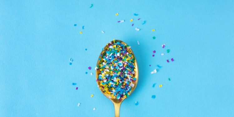 How to avoid eating microplastics