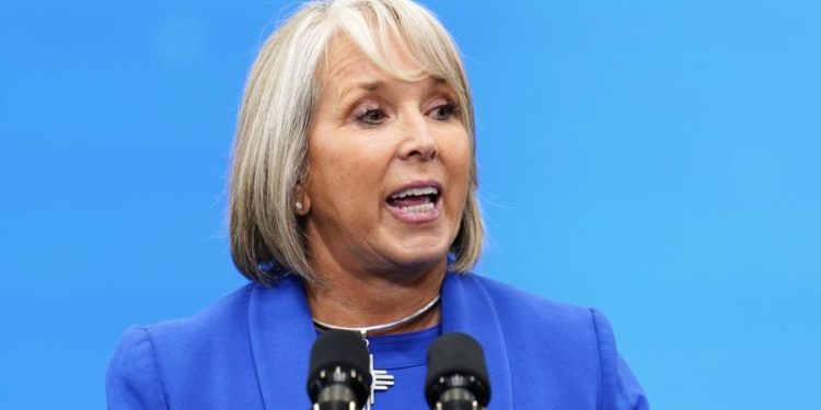 New Mexico governor invites Texas doctors to practice in her state following restrictive abortion law