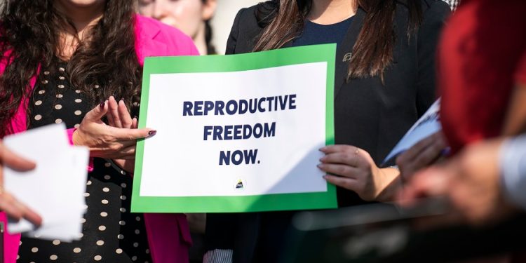 Most Hispanic Americans in new survey support legal abortion