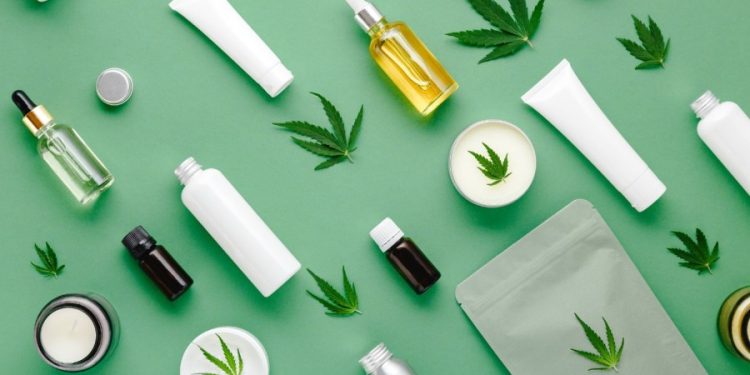 Senate Democrat unveils legislation giving FDA oversight on CBD safety standards