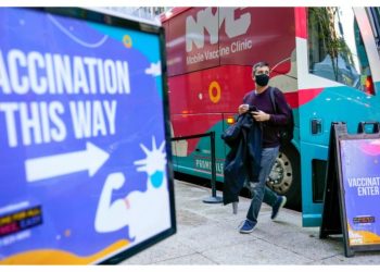 Former NYC COVID czar admits attending sex, dance parties amid pandemic social distancing