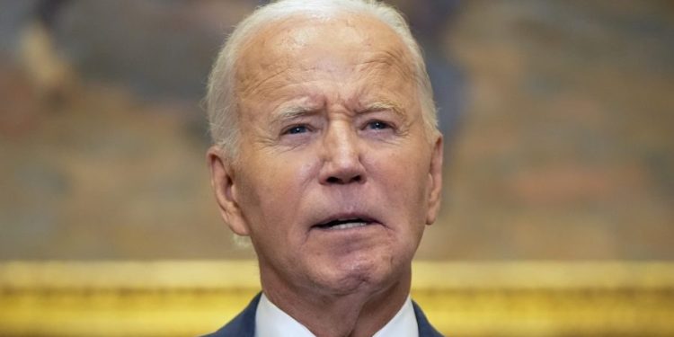 White House proposes insurers cover cost of over-the-counter birth control