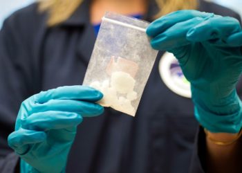 DEA warns of illegal online pharmacies selling pills with fentanyl, meth