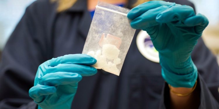 DEA warns of illegal online pharmacies selling pills with fentanyl, meth