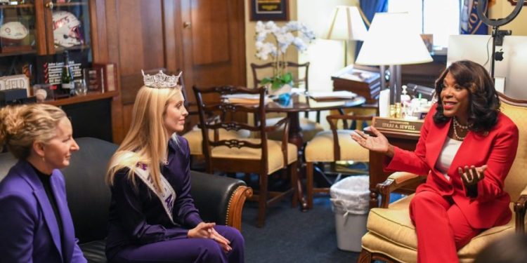 Miss America makes push for pancreatic cancer research on Capitol Hill