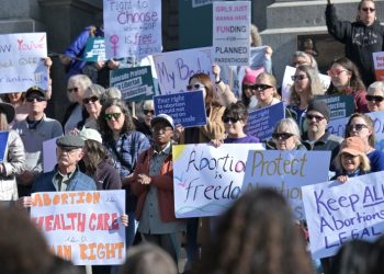 Colorado green lights measure to enshrine abortion