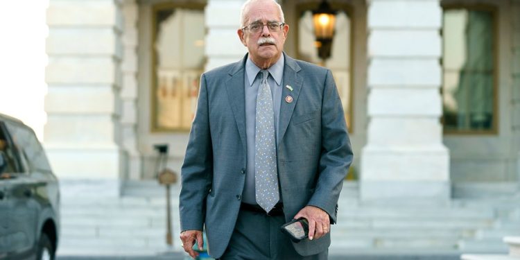 Gerry Connolly discloses cancer of esophagus diagnosis