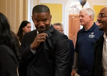 Jamie Foxx pushes on Capitol Hill for more Down syndrome research funding in honor of sister  