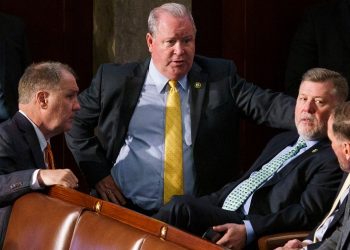 Former GOP congressman predicts bipartisan support for health care legislation