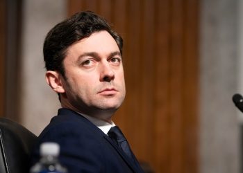 Senate Democrat rips ‘indefensible, indiscriminate’ firings at CDC