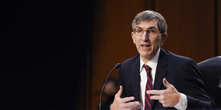 Top vaccine official at FDA resigns citing RFK Jr., ‘misinformation’