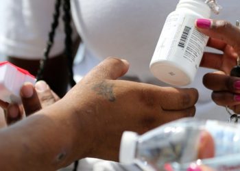 Kennedy’s deep HHS cuts threaten HIV/AIDS response