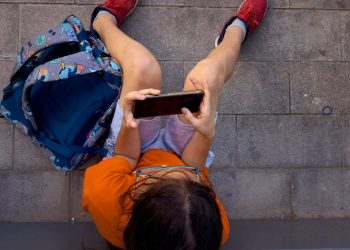 Smartphones may boost children’s mental health, study finds