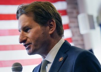 Dean Phillips on timing of Biden’s cancer news: ‘I don’t think it’s coincidental’