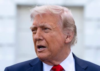 Trump signs orders on gain of function research, drug manufacturing