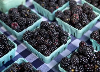 2 items added to ‘Dirty Dozen’ list of most pesticide-contaminated produce