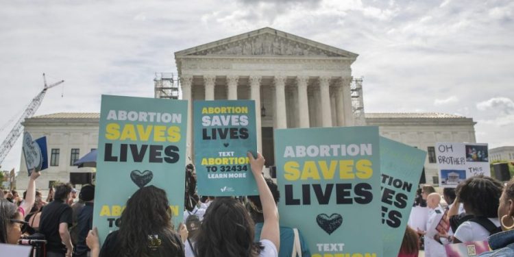 Trump administration rescinds emergency abortion guidance