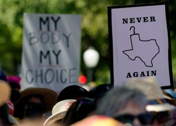 Texas district judge overturns Biden rule on expanded abortion privacy protections