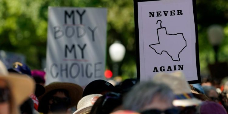 Texas district judge overturns Biden rule on expanded abortion privacy protections