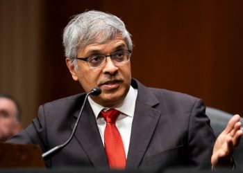 NIH scientists condemn Trump research cuts